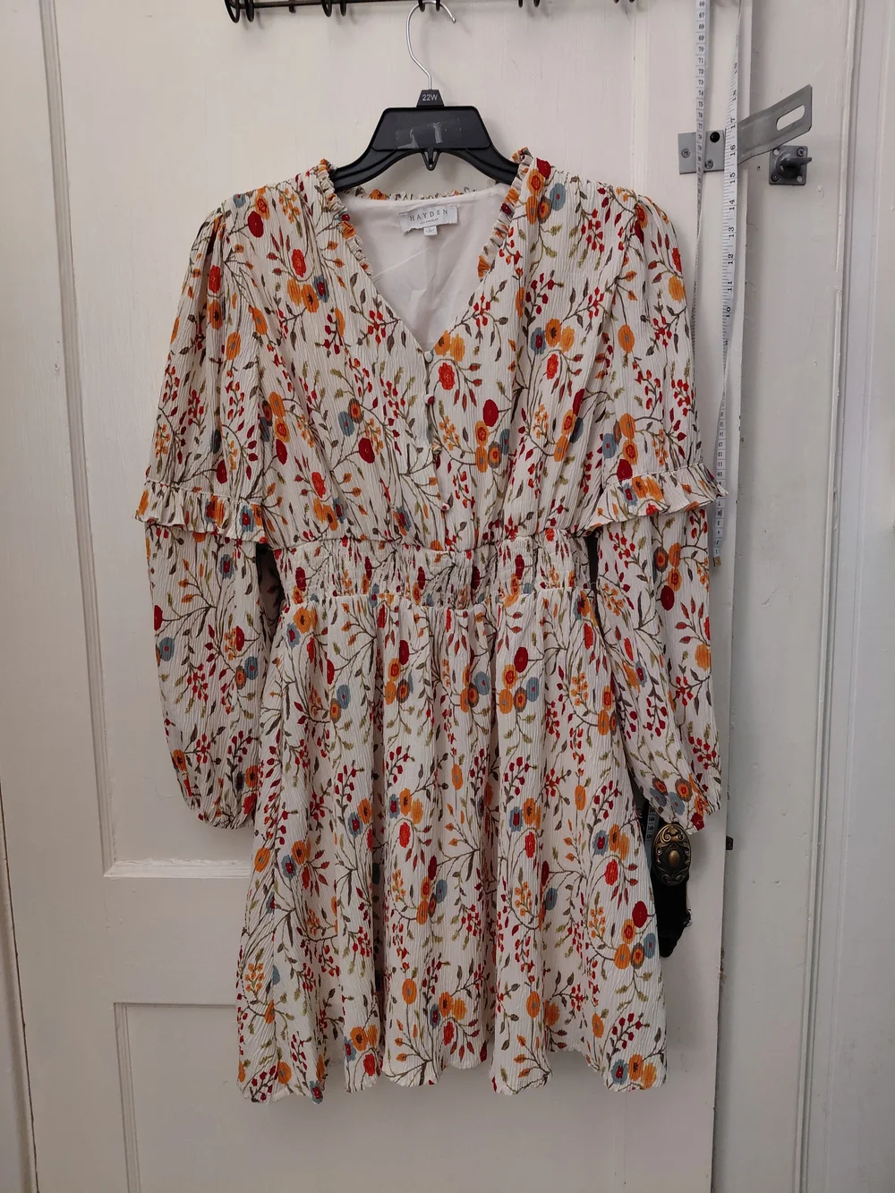 Hayden Los Angeles Floral Print Ruffle Sleeve Mini Dress Cream & Orange Large